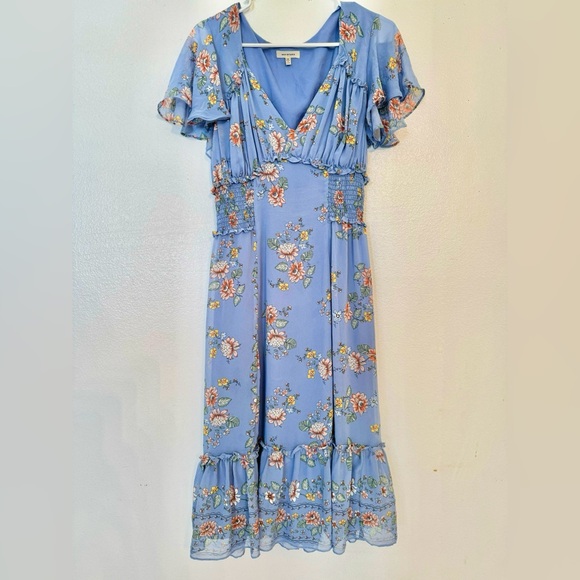 Max Studio Dresses & Skirts - Max studio Blue Floral dress